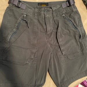SOLD SOLD SOLDAbercrombie & Fitch Gray Cargo Shorts Utility Style